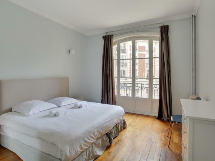 4 People Apartment Close To Eiffel Tower By Weekome Paris Exterior photo